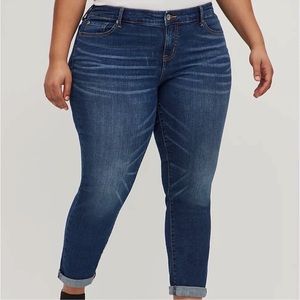 Torrid Boyfriend Straight Vintage Stretch jeans size 12 R EUC